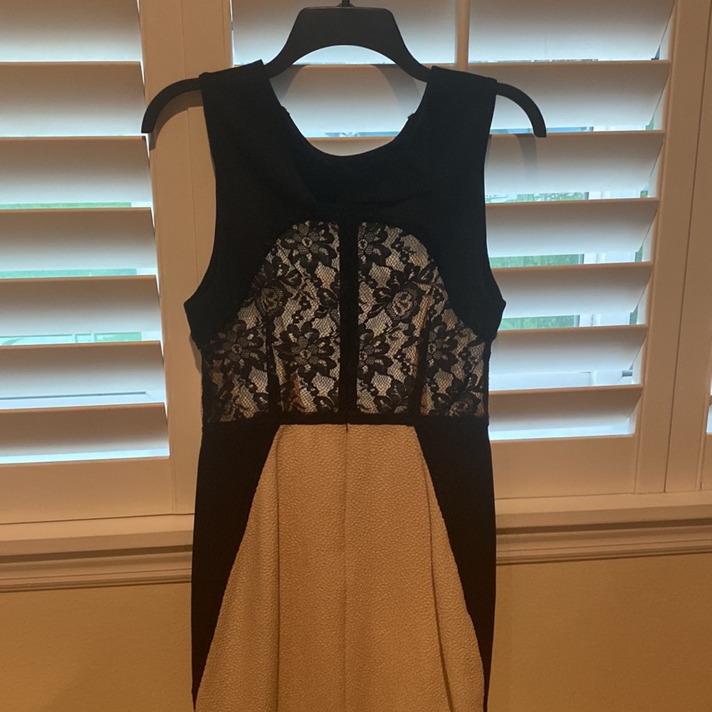 Rachel Roy size 6 fitted dress - Picture 3 of 5